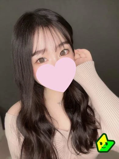 百衣 白花